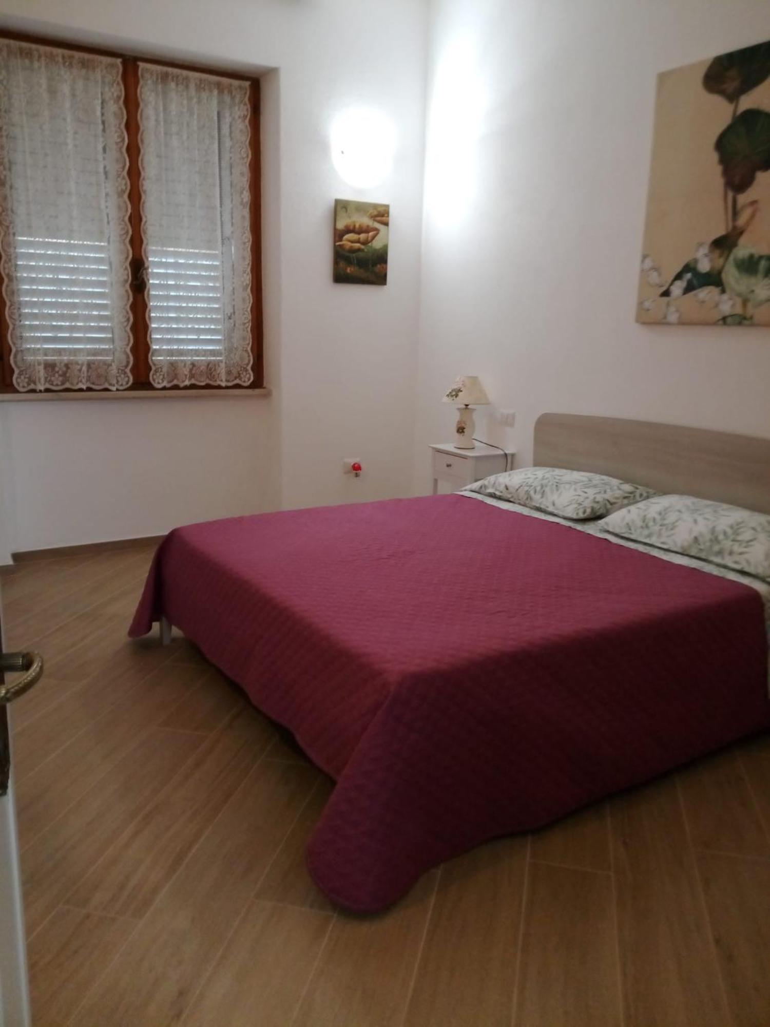 לינה וארוחת בוקר Oschiri A Casa Di Zia מראה חיצוני תמונה